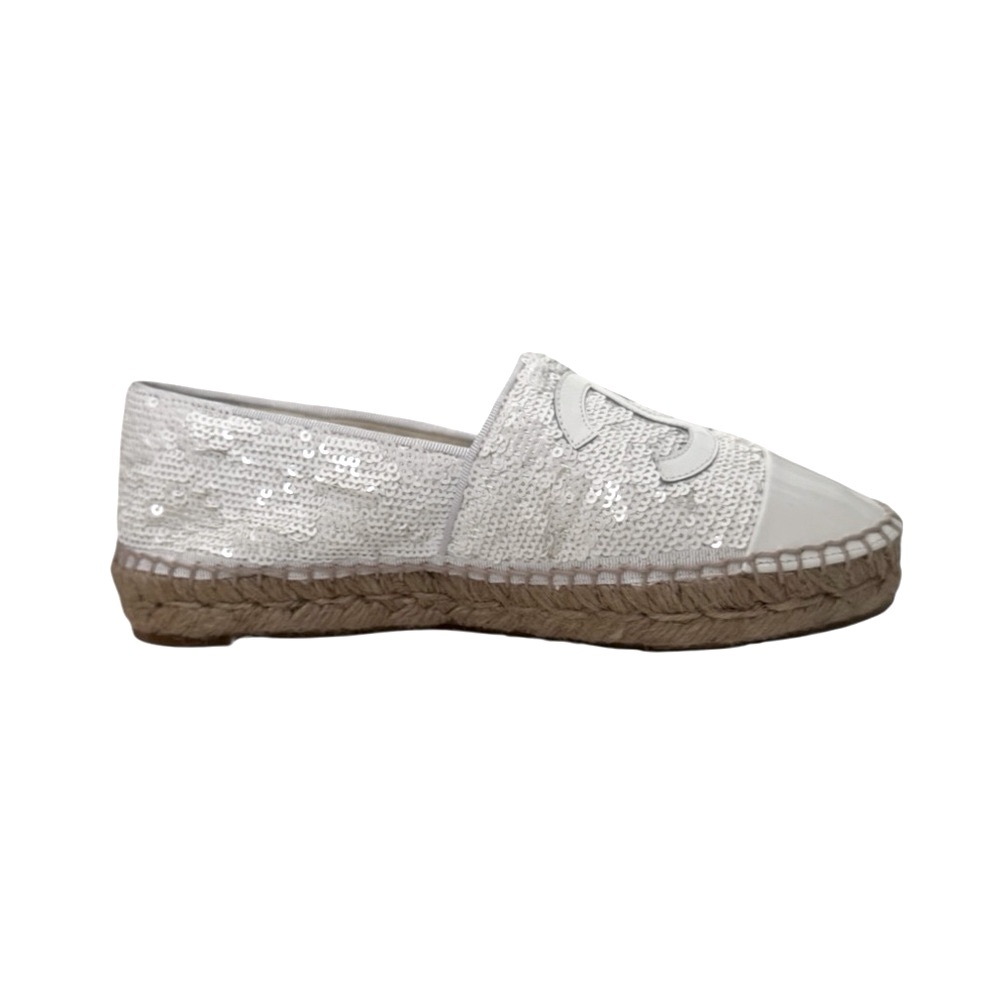 🆕💞CHANEL White Sequins Patent Leather CC Logo Cap Toe Espadrilles Flats • EU 37 - Picture 7 of 15